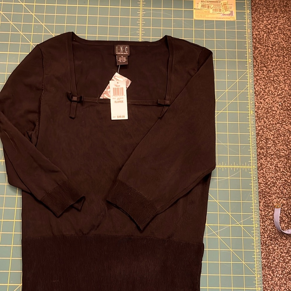 NWT. iNC stretchy black 3/4 sleeve top size xl